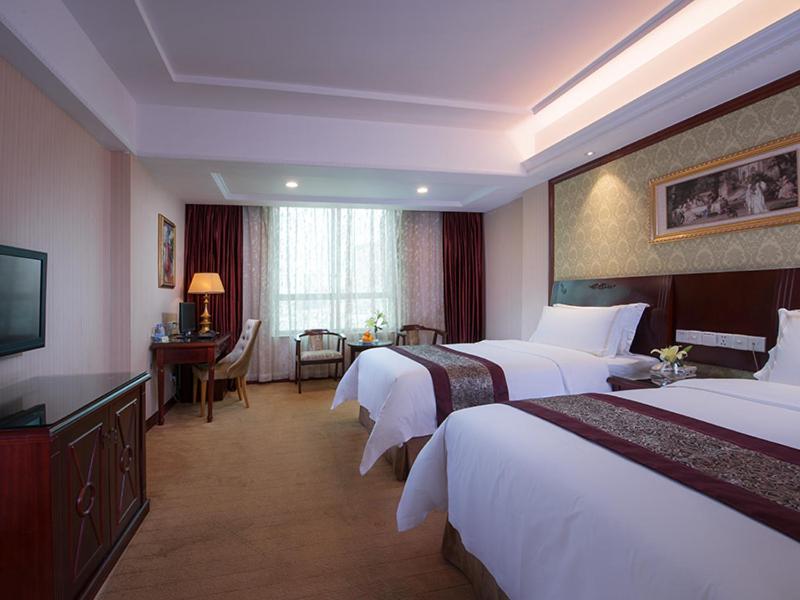 Vienna Hotel Shanwei Haifeng, Haifeng, China