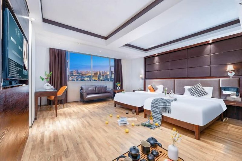 Henghe Selected S Design Hotel - flagship store of Guangzhou Baiyun Railway Station International Convention Center, Guangzhou, China