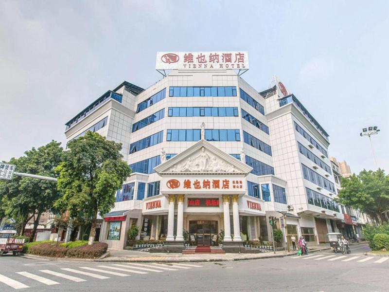 Vienna Hotel Guilin AIrport Road Rongshan, Guilin, China