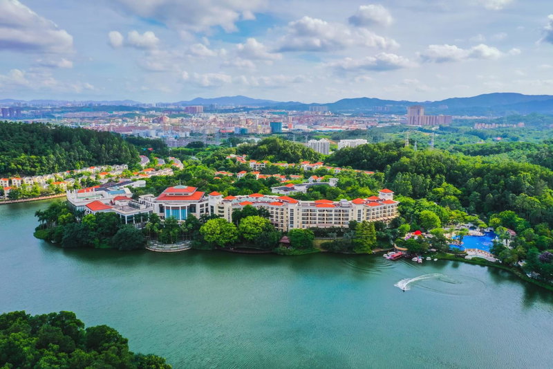 Good View Hotel Tangxia - 15 mins drive from Dongguan South Railway Station, Dongguan, China