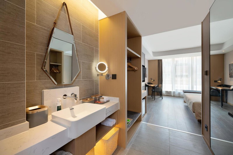 Atour Hotel Dalian Xinghai Square, Dalian, China