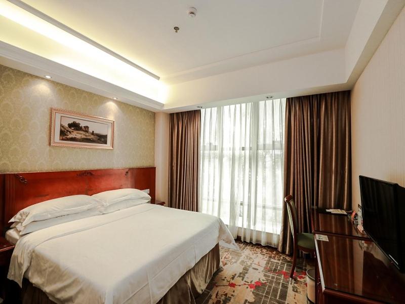 Vienna Hotel Dongguan Hou street Wanda Plaza, Dongguan, China