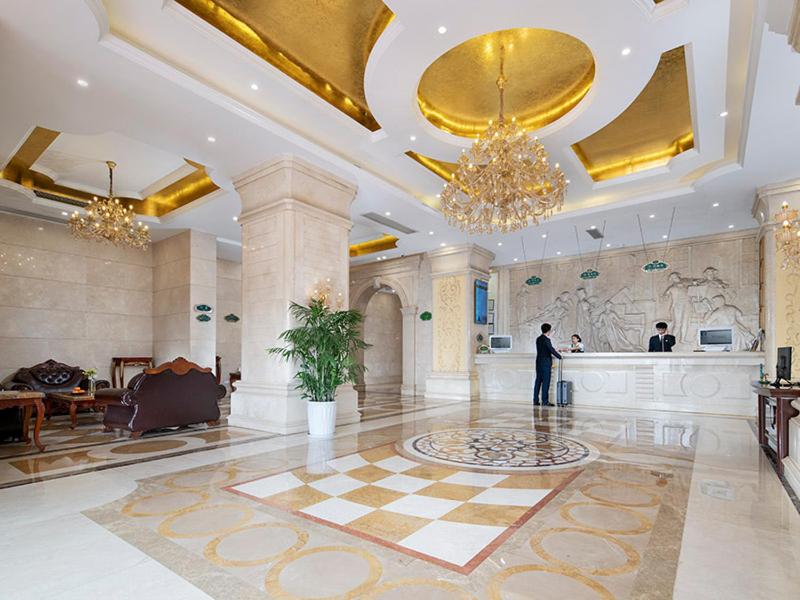Vienna Hotel Shenzhen Pingshan Shenshan Road, Longgang, China