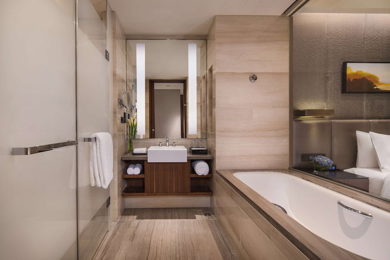 Radisson Blu Zhengzhou Huiji, Zhengzhou, China
