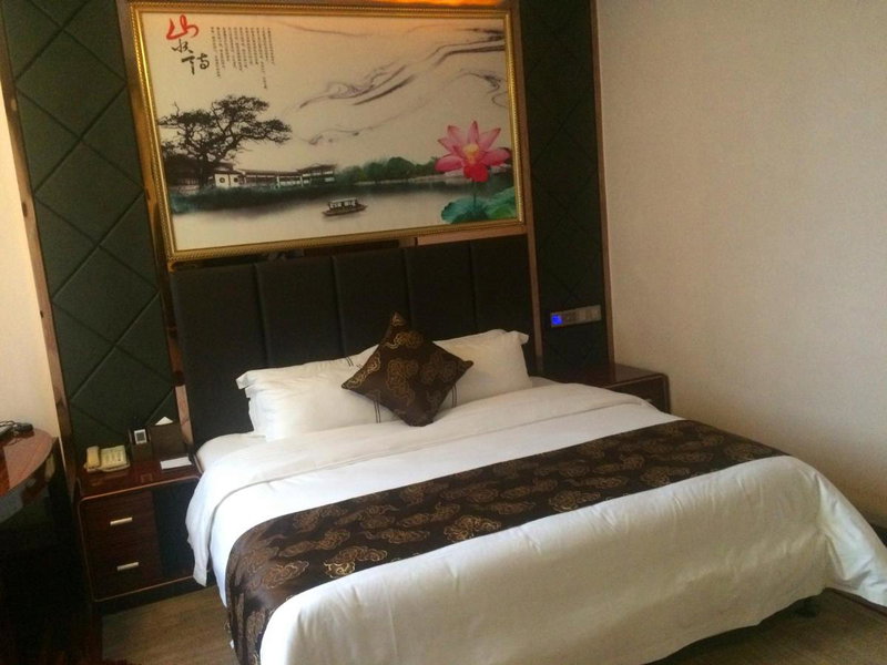 Lavande Hotel Wuhan Railway Station, Wuhan, China