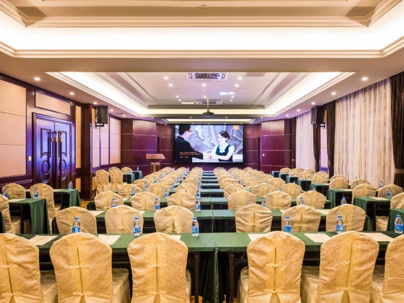 Vienna International Hotel(Hangzhou Xiasha University City), Hangzhou, China