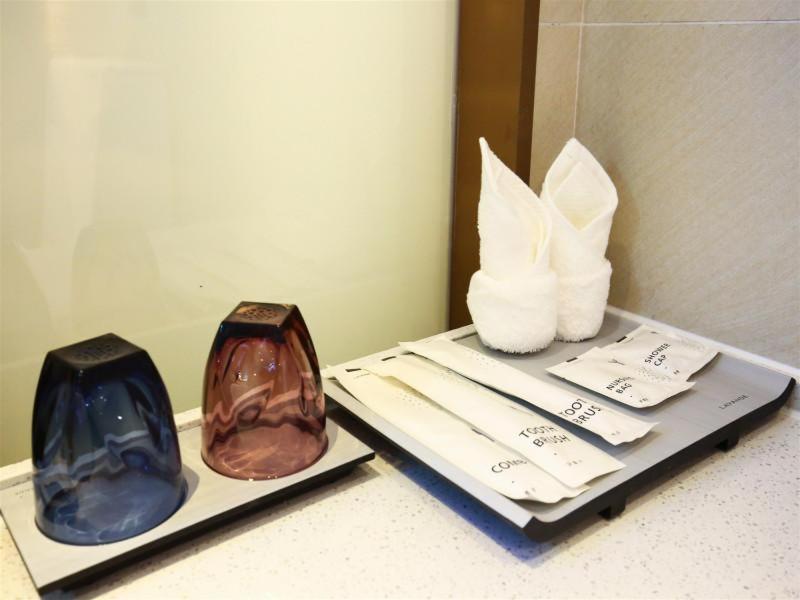 Lavande Hotel Turpan Grand Cross, Turfan, China