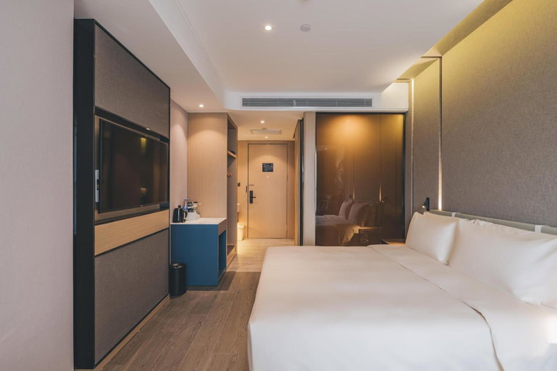 Atour Hotel Lanzhou Dongfanghong Plaza, Lanzhou, China