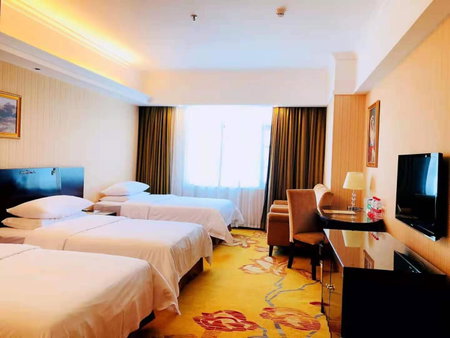 Vienna Hotel Baoan Liutang, Xin'an, China