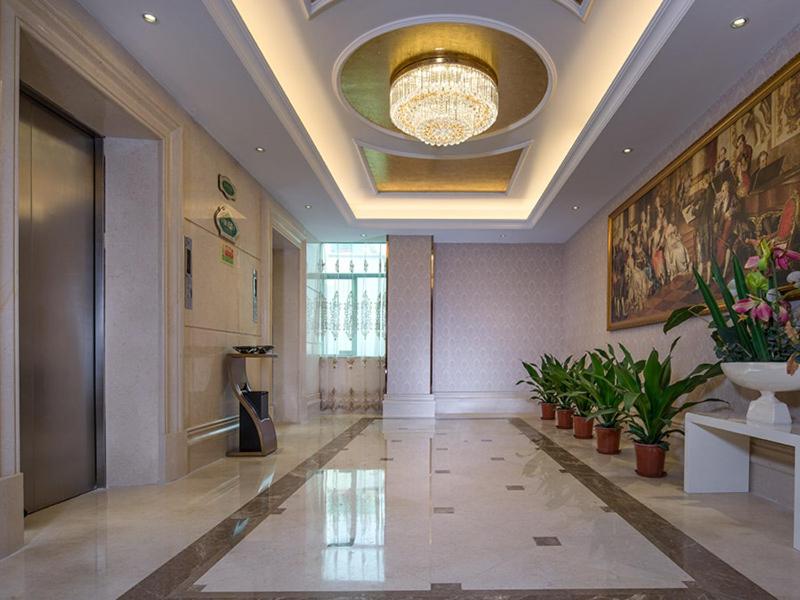 Vienna Hotel Baoan Liutang, Xin'an, China