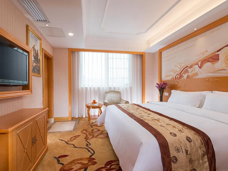 Vienna Hotel Shenzhen Dongmen Old Street, Shenzhen, China