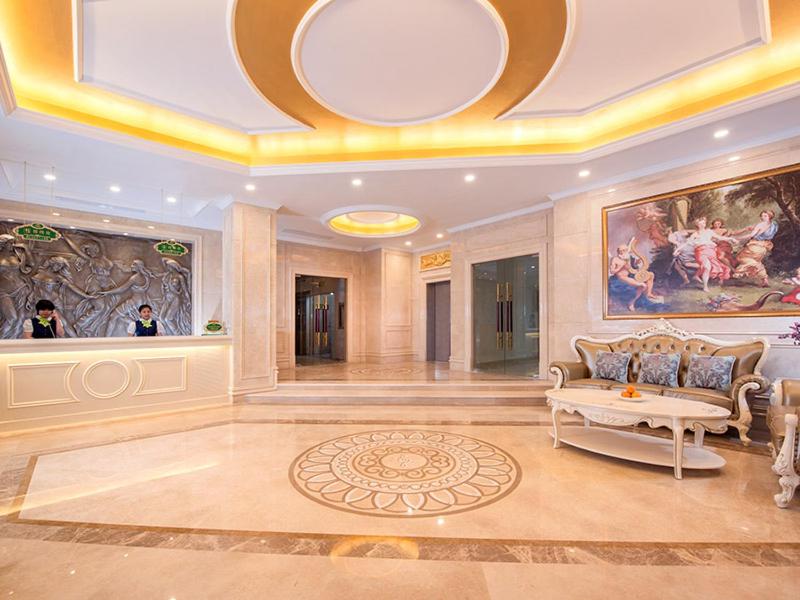 Vienna Hotel Shenzhen Dongmen Old Street, Shenzhen, China