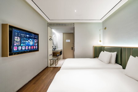 Qinfengyuan Hotel (Shanghai Xuhui District Zhongshan Hospital Jiashan Road Subway Station Branch), Shanghai, China