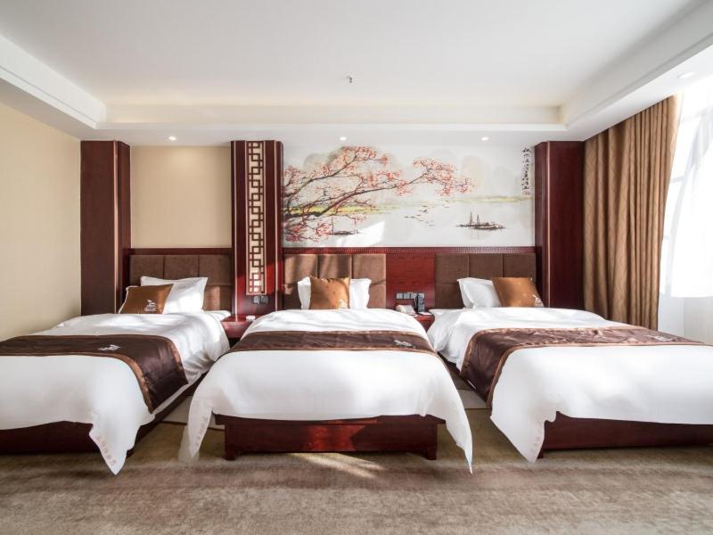 GreenTree Eastern Kunming Baiyun Road Tongde Square Hotel, Kunming, China