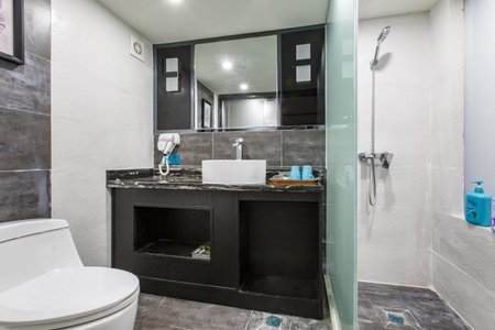 Lavendar Duplex Apartment, Guangzhou, China