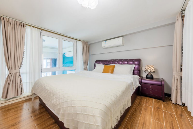 Lavendar Duplex Apartment, Guangzhou, China