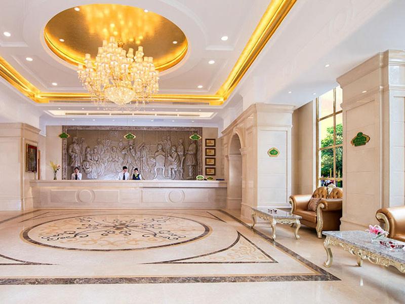 Vienna Hotel Shenzhen Unitown, Shenzhen, China