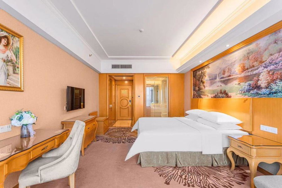 Vienna Hotel Foshan Airport, Foshan, China