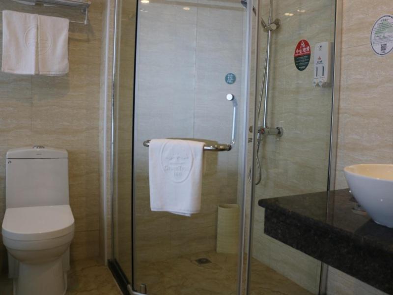 GreenTree Inn JiangSu SuZhou Industrial Park QingJian Lake Express Hotel, Suzhou, China