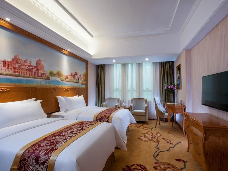 Vienna Hotel Jieyang Danpu Road, Jieyang, China