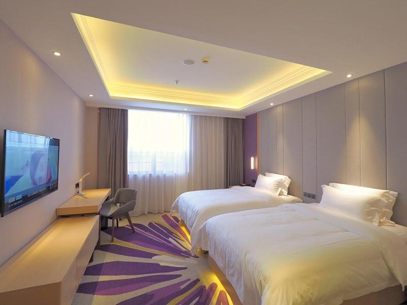 Lavande Hotels·Guangzhou Luoxi Xiajiao Metro Station, Guangzhou, China