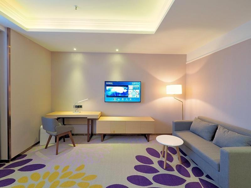 Lavande Hotels·Guangzhou Luoxi Xiajiao Metro Station, Guangzhou, China
