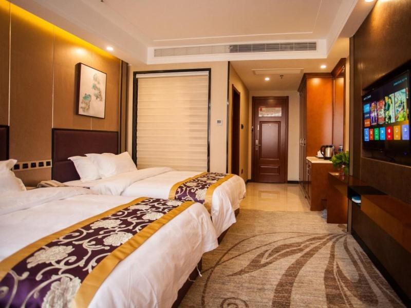 GreenTree Eastern Bozhou Jingwan Wealth Centre Hotel, Bozhou, China