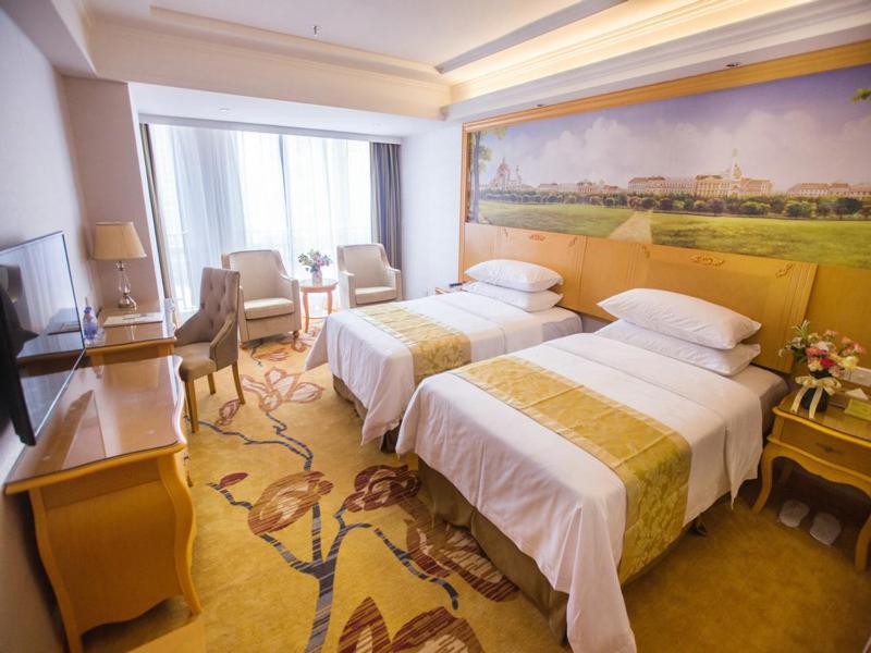 Vienna Hotel Guangdong Huizhou Jiangbei Sanxin, Huizhou, China