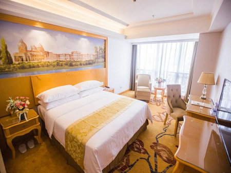 Vienna Hotel Guangdong Huizhou Jiangbei Sanxin, Huizhou, China