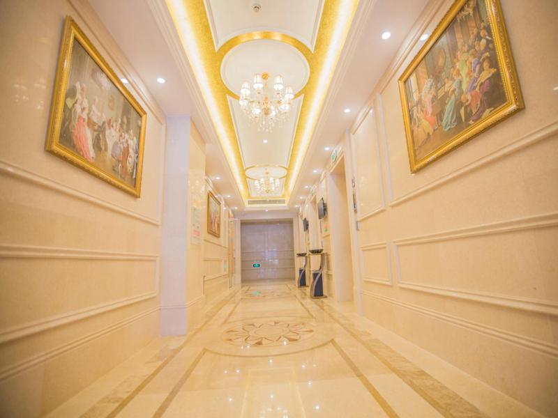 Vienna Hotel Guangdong Huizhou Jiangbei Sanxin, Huizhou, China