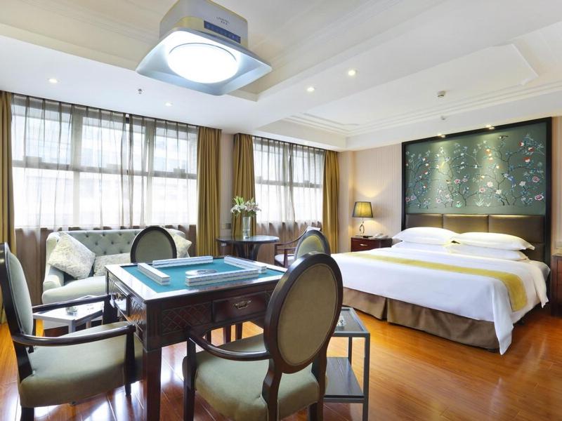 Vienna Hotel Changsha Gaoxin Lugu Park, China