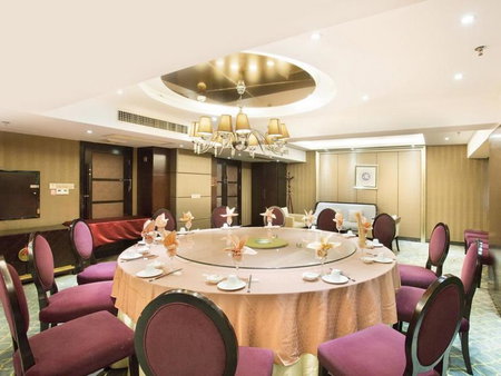 Vienna Hotel Changsha Gaoxin Lugu Park, Changsha, China