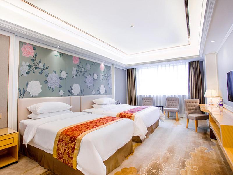 Vienna International Hotel Hangzhou South Railway Station, Китай