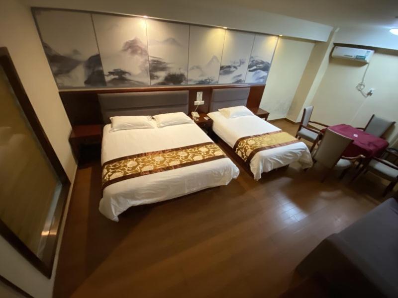 GreenTree ShangHai JinShan Wanda Plaza Longxiang Road Express Hotel, Jinshan, China
