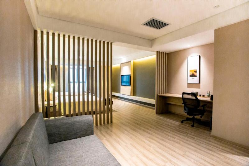 Atour Hotel Xi'an Gaoxin Jinye Road Branch, Xi'an, China