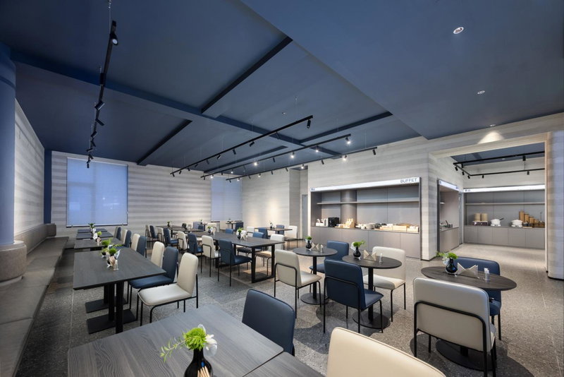 Atour Light Hotel Shanghai Jiading Pingcheng Road, Jiading, China