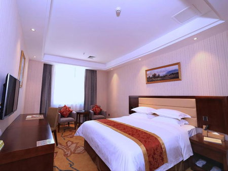 Vienna Hotel Shenzhen Gongming Bus Station, Gongming, China