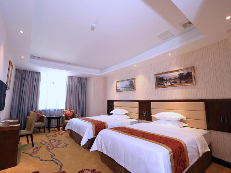 Vienna Hotel Shenzhen Gongming Bus Station, Gongming, China