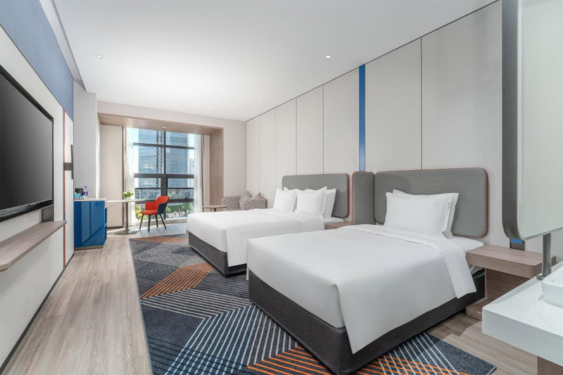 Holiday Inn Express Yinchuan Yuehai, Yinchuan, China