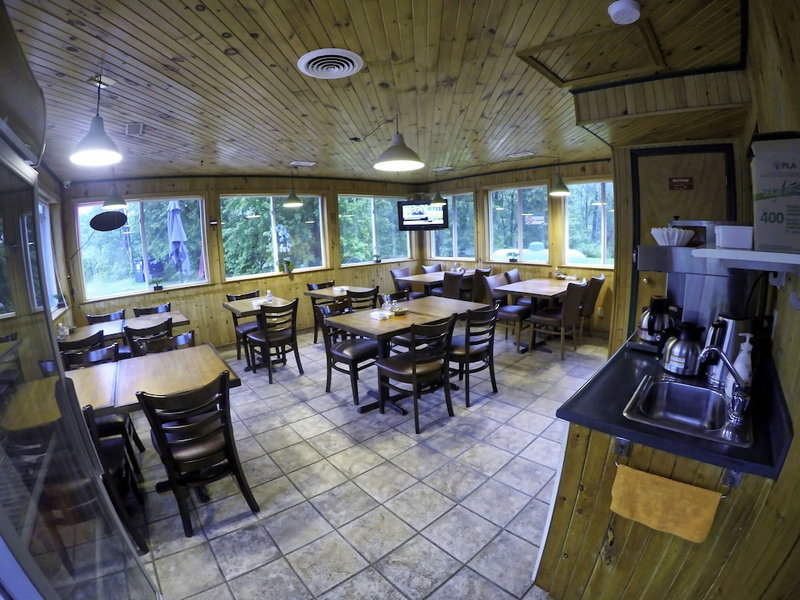 Apsley Inn and Restaurant, North Kawartha, Canada