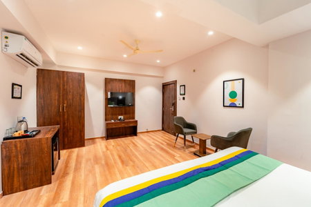 Treebo Premium Omni Residency, Indore, India
