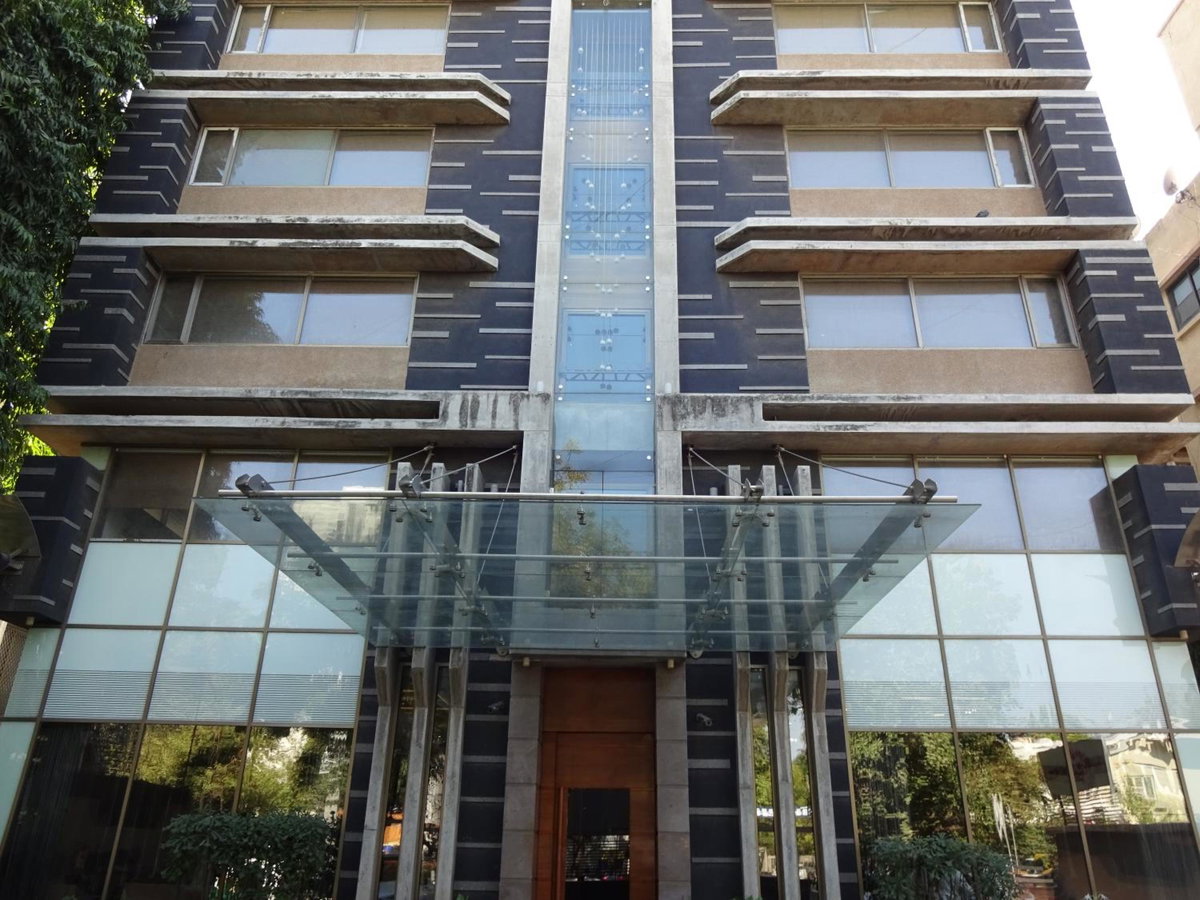 Hotel Cosmopolitan, India