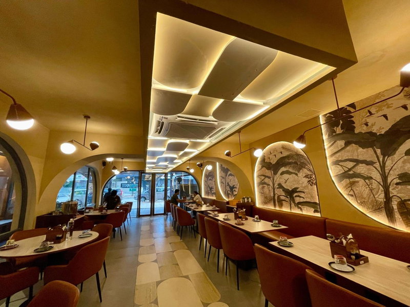 Hotel Le Grandeur, Bangalore, India