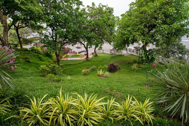 Stone Water Eco Resort, Bogmalo, India