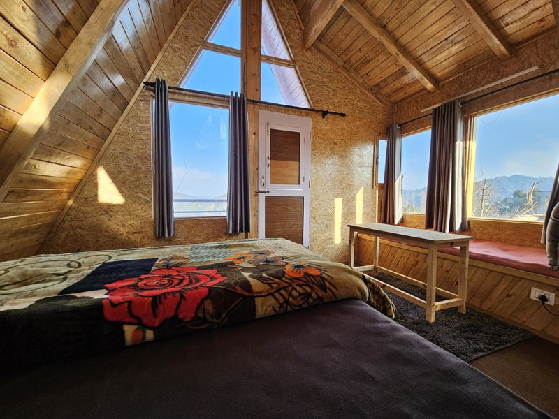 Lushtree Backpackers - Hostel & Cafe, Mukteswar, India