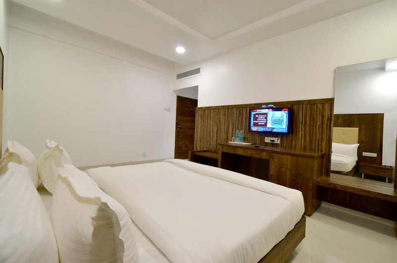 Hotel Dwarka Park, Shirdi, India