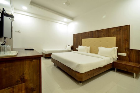 Hotel Dwarka Park, Shirdi, India