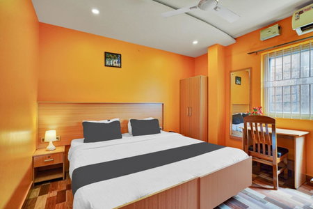 Super Collection O Kushal Nagar Near KSRTC Bus Stand Formerly RR Residency, Madikeri, India