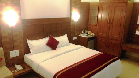 Shining Sand Beach Hotel, Baga, India