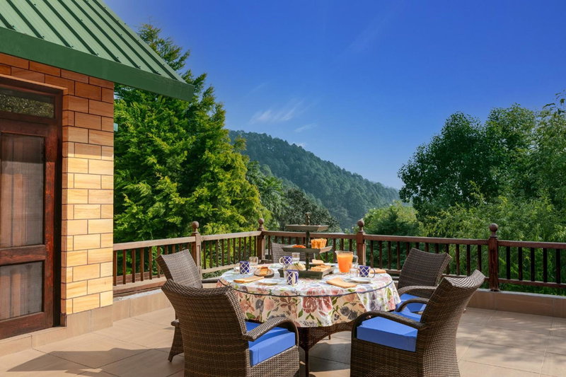 Divyam From BYLOO- Private Villa near Nainital, Bhowāli, India